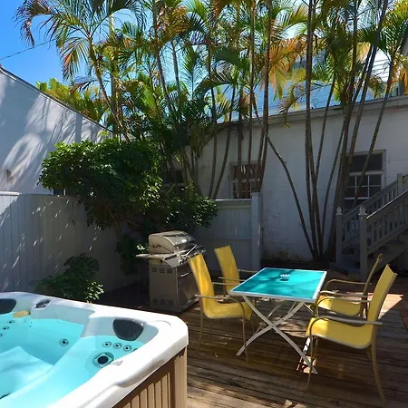 Duval Street Retreat Villa